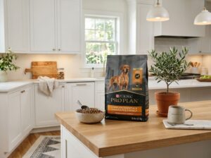 A stunning, high-resolution 4: - The Ultimate Guide to Textured Dog Food: Best Crunchy and Chewy Blends for Picky Eaters